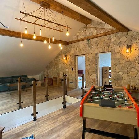 Gite Confort 15 Couchages, Vue Panoramique Montagne Hautes Alpes, Terrasses 埃姆布能 外观 照片