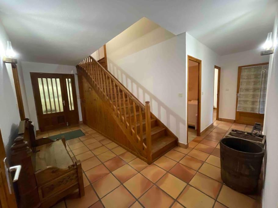 Gite Confort 15 Couchages, Vue Panoramique Montagne Hautes Alpes, Terrasses 埃姆布能 外观 照片