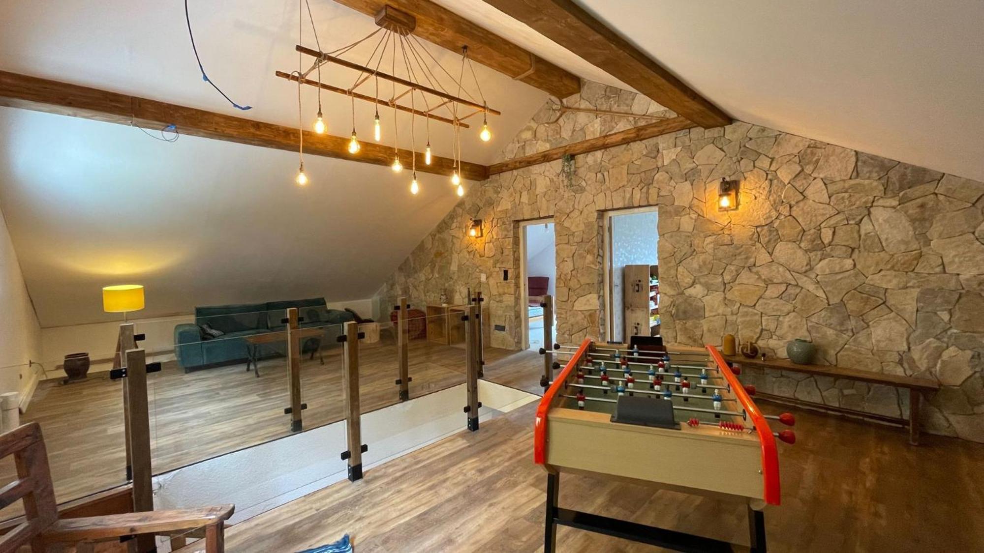 Gite Confort 15 Couchages, Vue Panoramique Montagne Hautes Alpes, Terrasses 埃姆布能 外观 照片